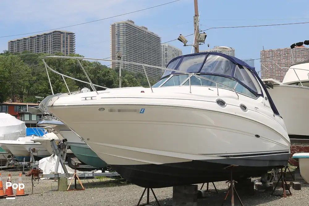 Sea Ray 280 Sundancer Boat for sale in Edgewater, NJ for 54,000 349501