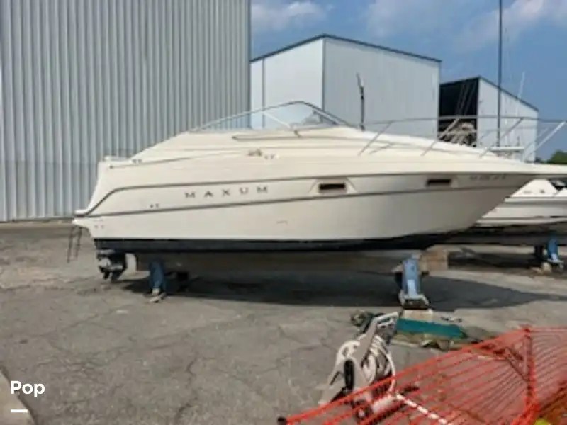 Sold Maxum 2400 SCR Boat in Hampton, VA 349831 Pop Sells