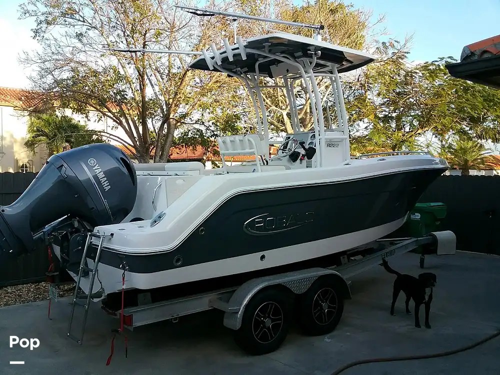 Robalo R222 Boat for sale in Miami, FL for 79,000 349884 Pop Sells