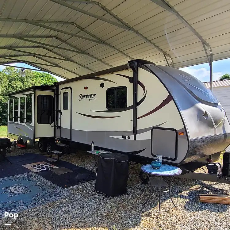 Surveyor 33RETS RV for sale in Starr, SC for 27,250 349929 Pop Sells