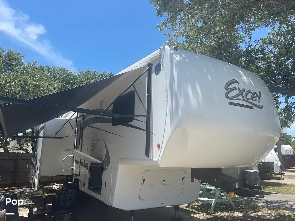 Excel L31RSE Limited Edition RV for sale in Rockport, TX for 31,350
