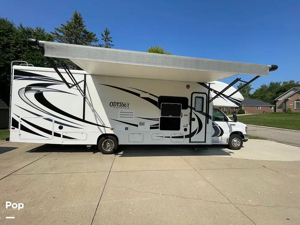 Sold Odyssey 29V RV in White Lake, MI 352820 Pop Sells