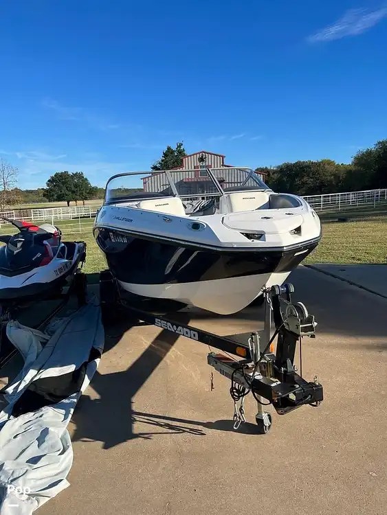 Inactive SeaDoo Challenger 210 Boat in Mabank, TX 353357 Pop Sells