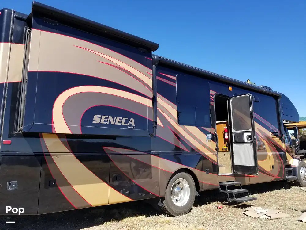 Seneca 36FK RV for sale in Canon City, CO for 149,500 353424 Pop Sells