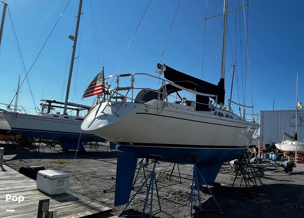 Sold Ericson Yachts 323 Boat in Bay Shore, NY 353766 Pop Sells
