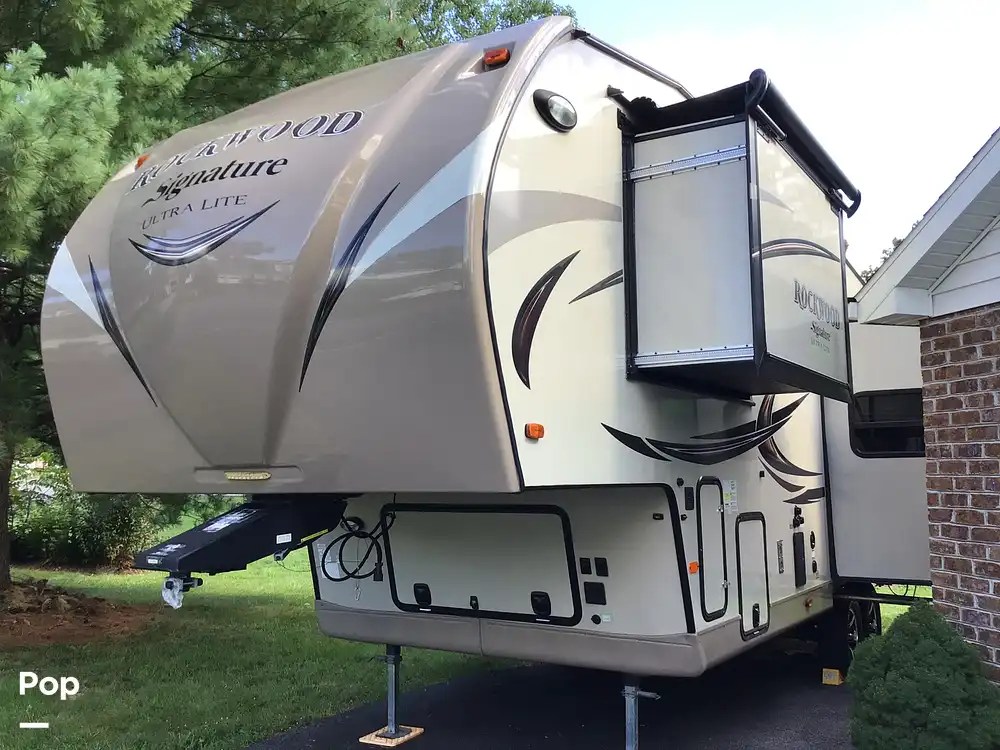 Sold Signature 8280WS RV in Gettysburg, PA 354789 Pop Sells