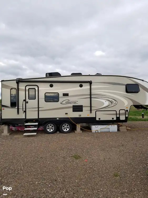 Cougar 26RLS XLite RV for sale in Stanley, WI for 25,000 360884