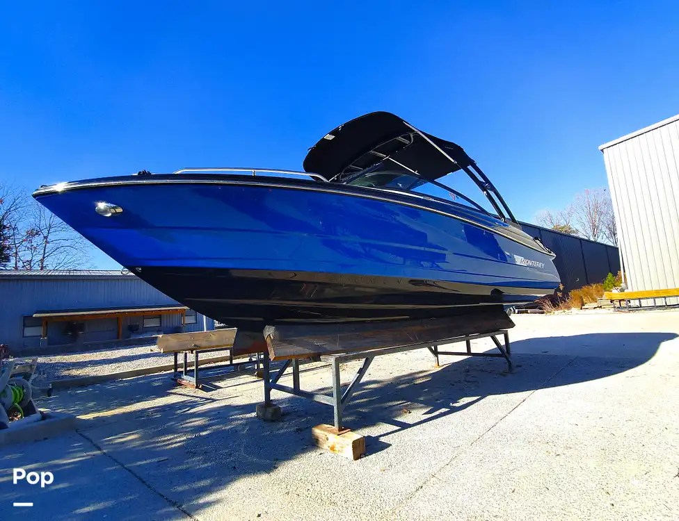 Sold Monterey 224FS Boat in Cornelius, NC 364304 Pop Sells