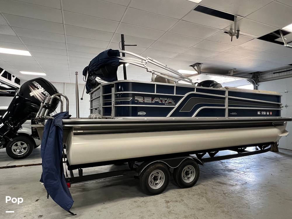 Pontoon Boats For Sale in Michigan by owner