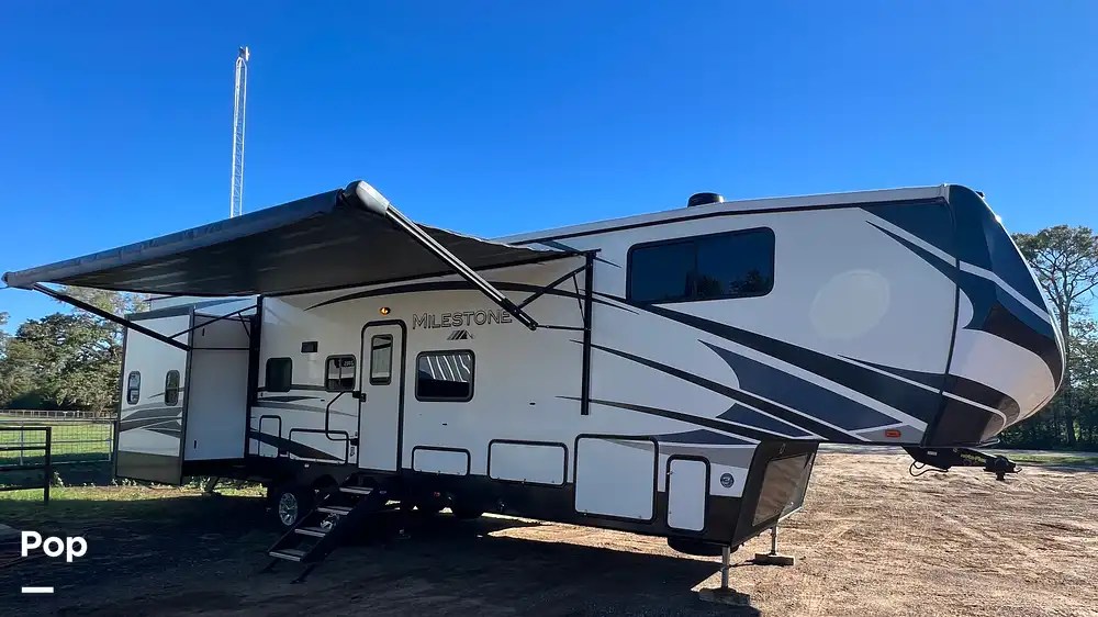 Sold Milestone 386BH RV in Waller, TX 370828 Pop Sells