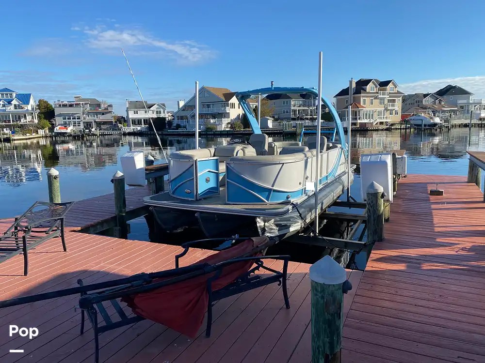 South Bay 525 RS Arch Boat for sale in Brick, NJ for 74,500 374133