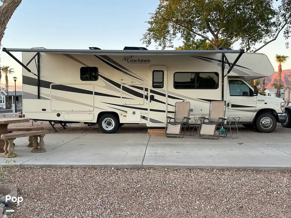 Inactive Freelander 32DS RV in South Fork, CO 375586 Pop Sells