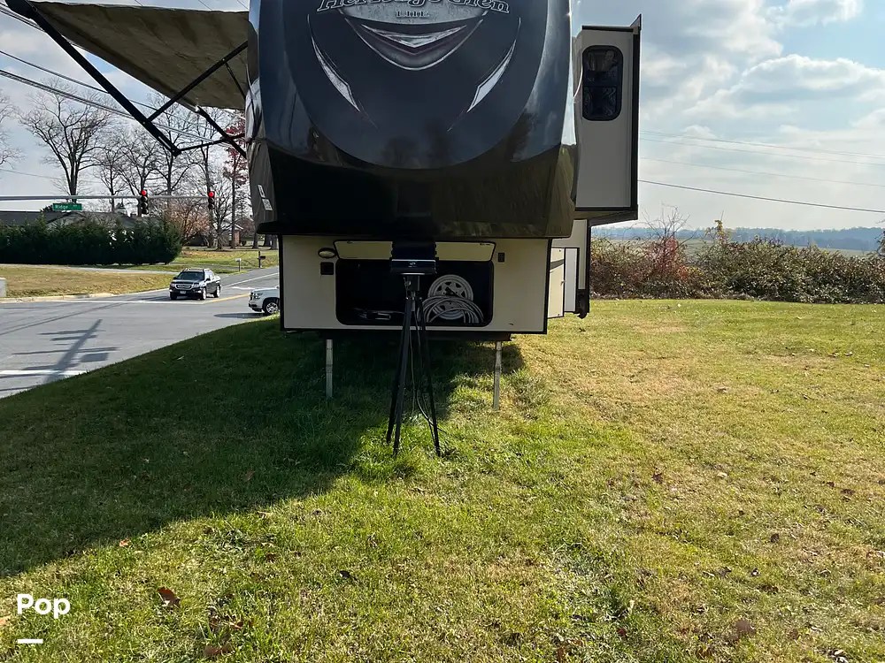 Heritage Glen 368RLBHK RV for sale in Mt Airy, MD for 35,555 379100