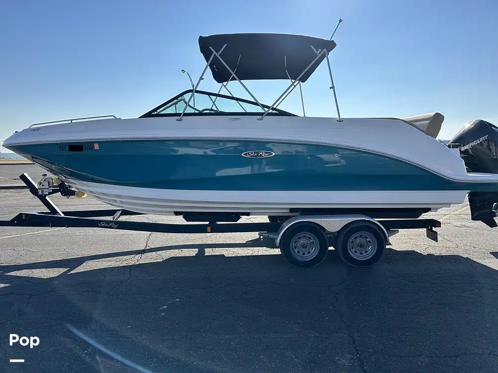 Inactive Sea Ray SDX 250 Boat in Harrison Township, MI 392146 Pop