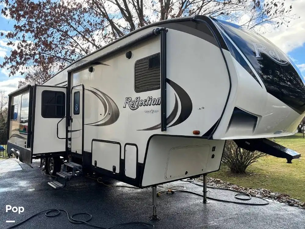 Reflection 311BHS RV for sale in Bethlehem, PA for 39,900 393756