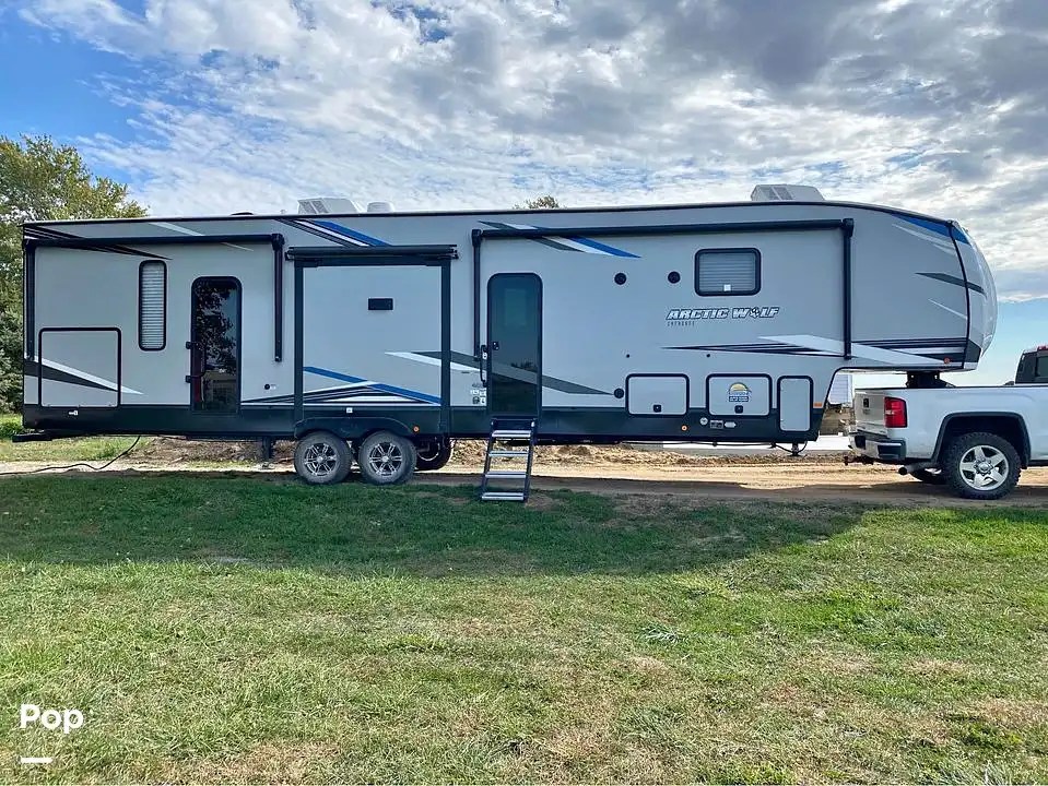 Arctic Wolf 3770SUITE RV for sale in Bagley, IA for 66,200 393853