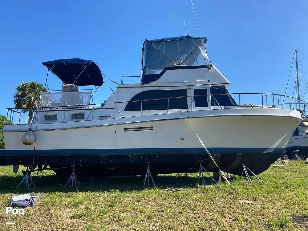 Ocean Yachts 40+2 Flying Bridge Trawler Boat for sale in Indiantown, FL