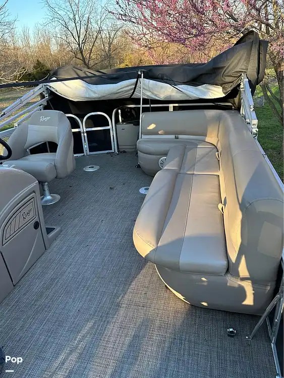 Ranger Boats Reata rp 200f Boat for sale in Nixa, MO for 35,600