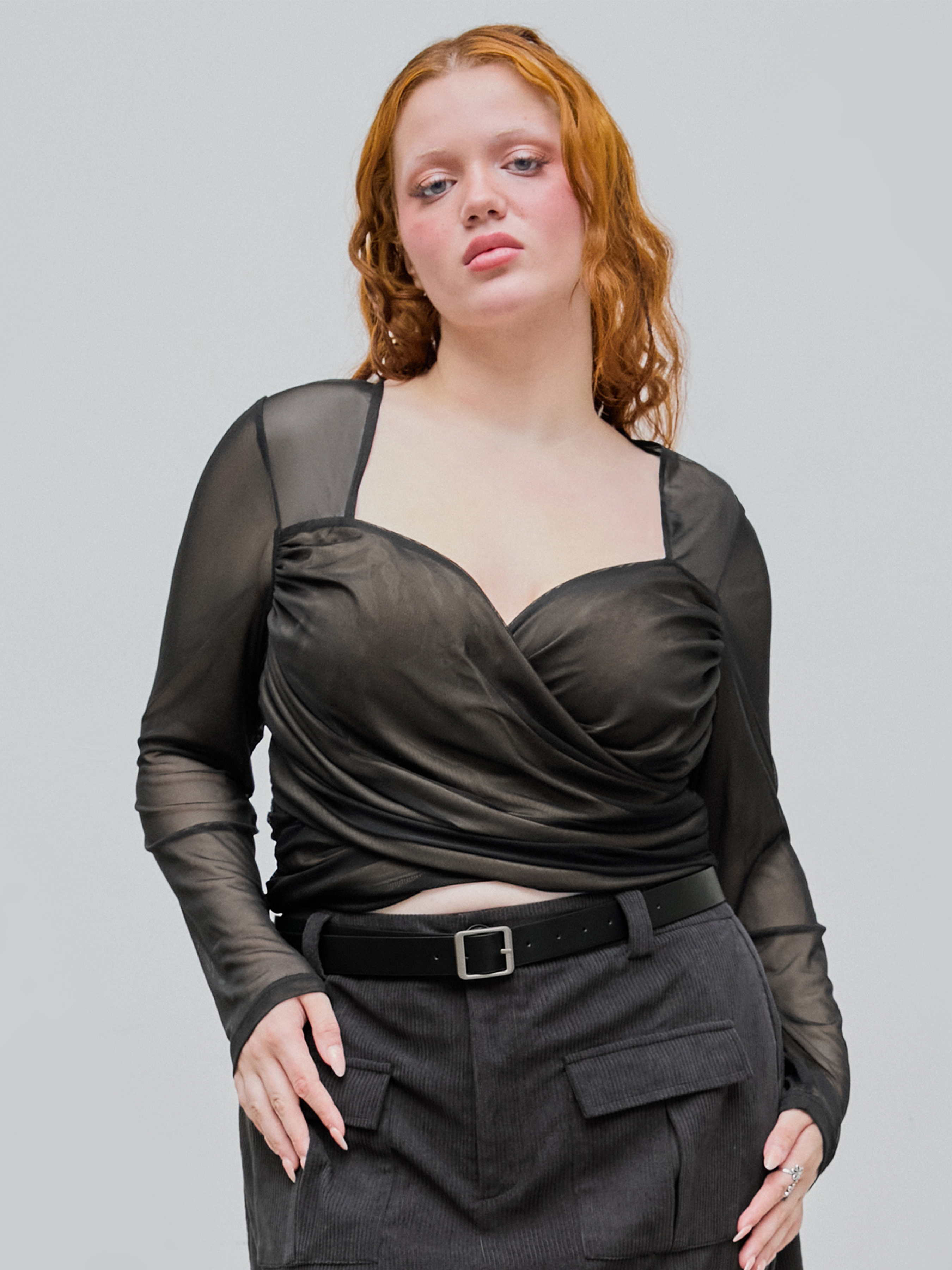 Mesh Sweetheart Ruched Long Sleeve Top Curve & Plus Cider