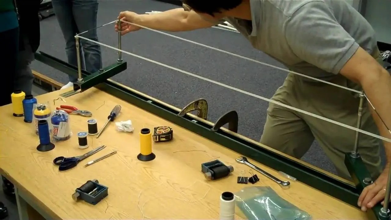 How To Make a Bowstring