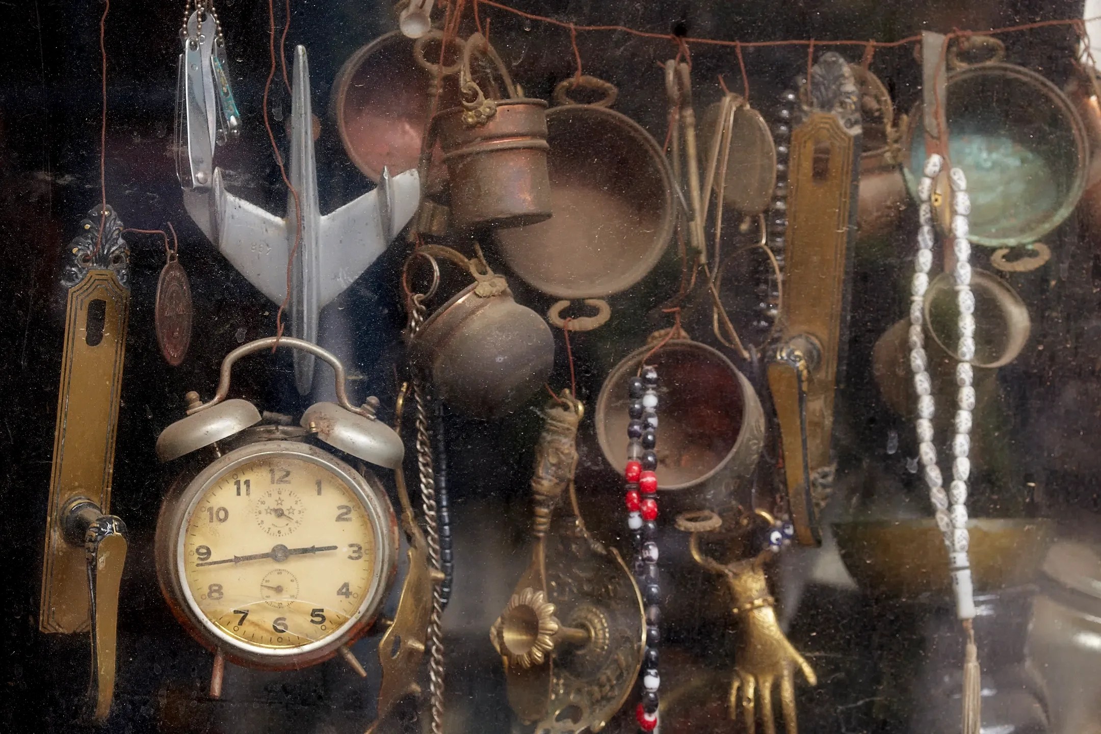 Appraiser of Art & Antiques in Redding Artiques Appraisal Service