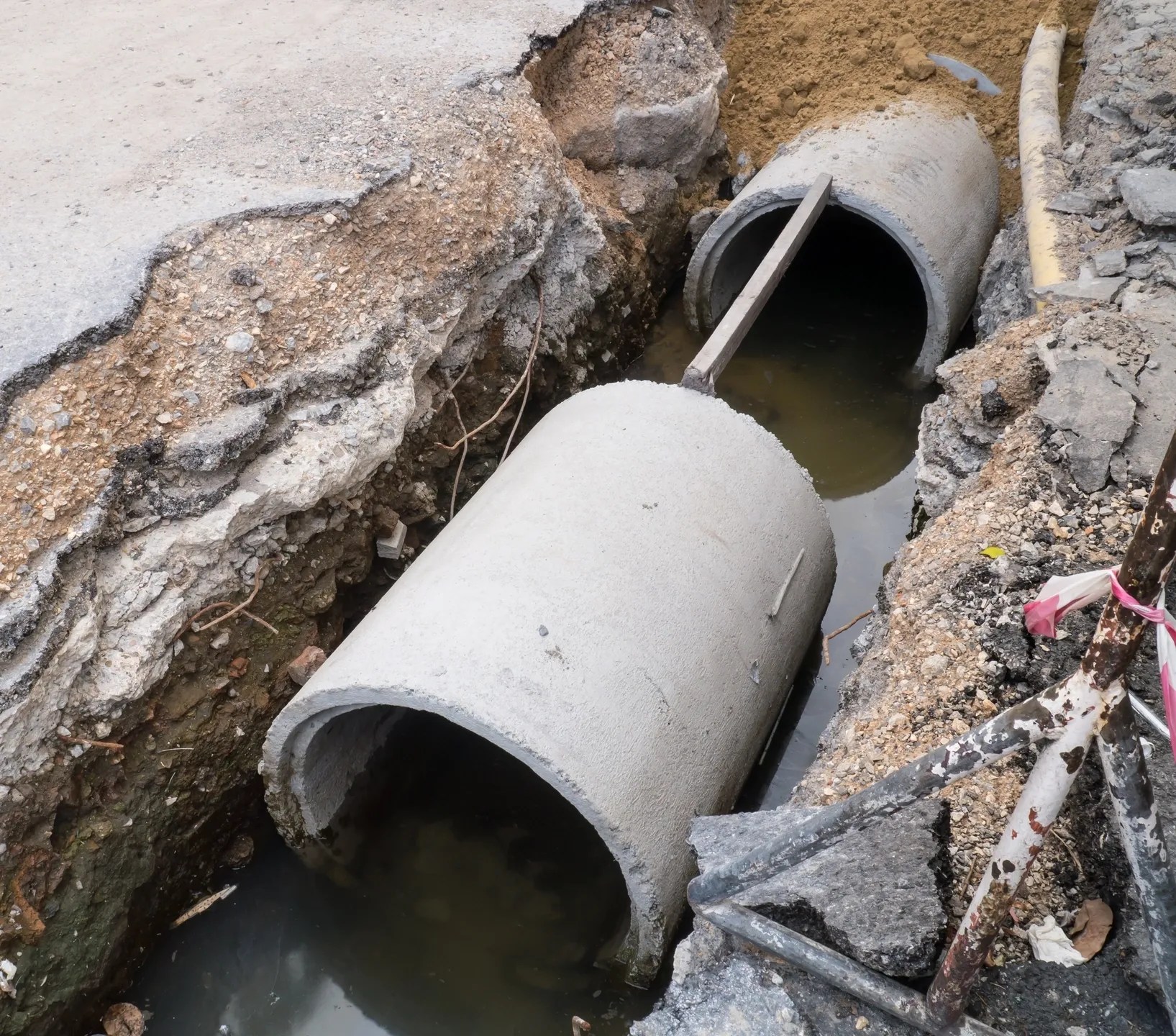 Hodge Excavatong and Grading LLC