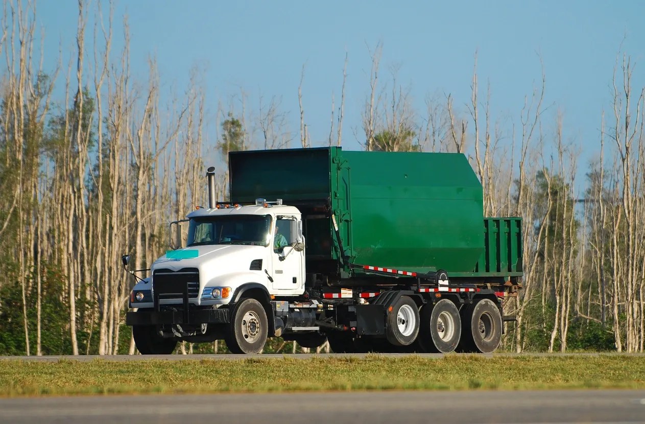 Junk Removal, Rent Dumpster R8junkremoval Port St. Lucie, Florida
