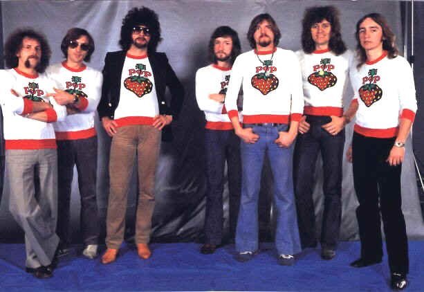 Electric Light Orchestra Lyrics, Music, News and Biography MetroLyrics