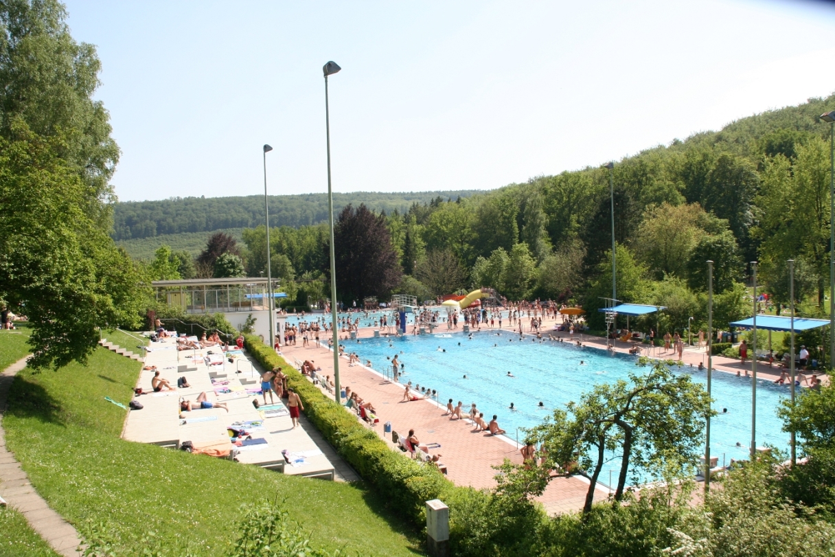 Waldfreibad Heidenheim • Freibad »