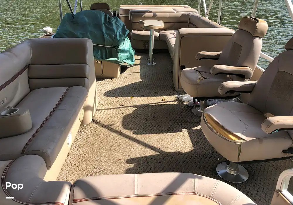 Godfrey Pontoon Sanpan 25 tritoon Boat Boat for sale in Fraziers Bottom