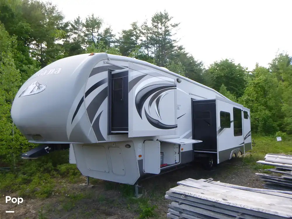 Montana 338DB RV for sale in Contoocook, NH for 28,900 319666 Pop