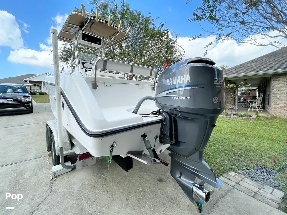 2005 Century 2200 in Crestview, Florida Pop Sells