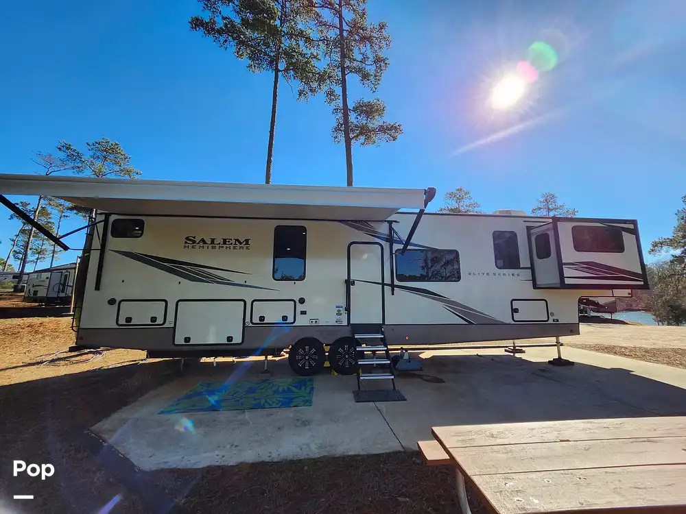 2022 Salem Hemisphere 36FL for Sale in Modoc, South Carolina Pop Sells