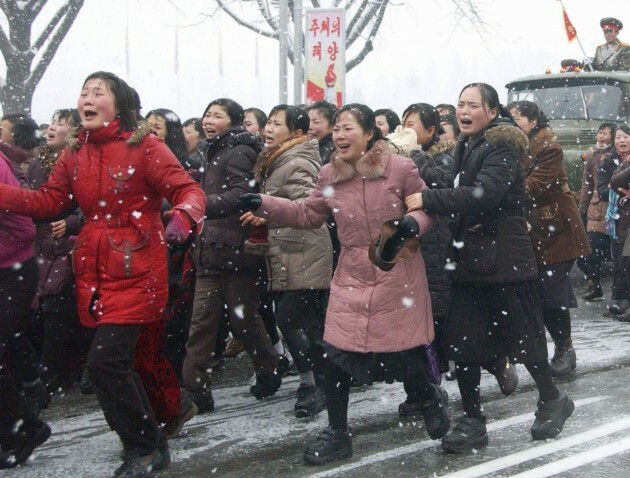 The 10 strangest photographs from Kim JongIl's funeral · TheJournal.ie