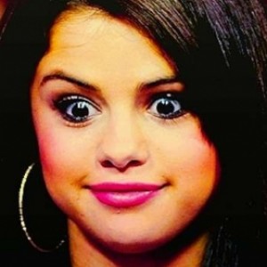 21 Worst Celebrity Wardrobe Malfunctions Ever - ZergNet