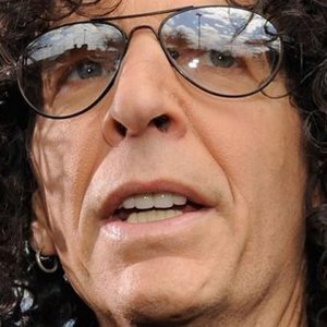 The Untold Truth Of Howard Stern - ZergNet