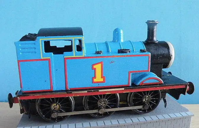 O gauge 3-rail electric THOMAS THE TANK ENGINE 0-6-0 LOCO | eBay