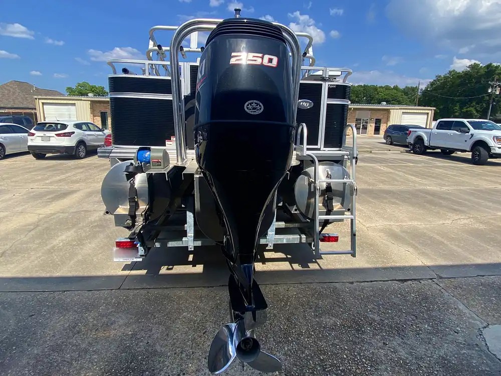 2019 Qwest Angler 824 Catfish in Duson, Louisiana Pop Sells