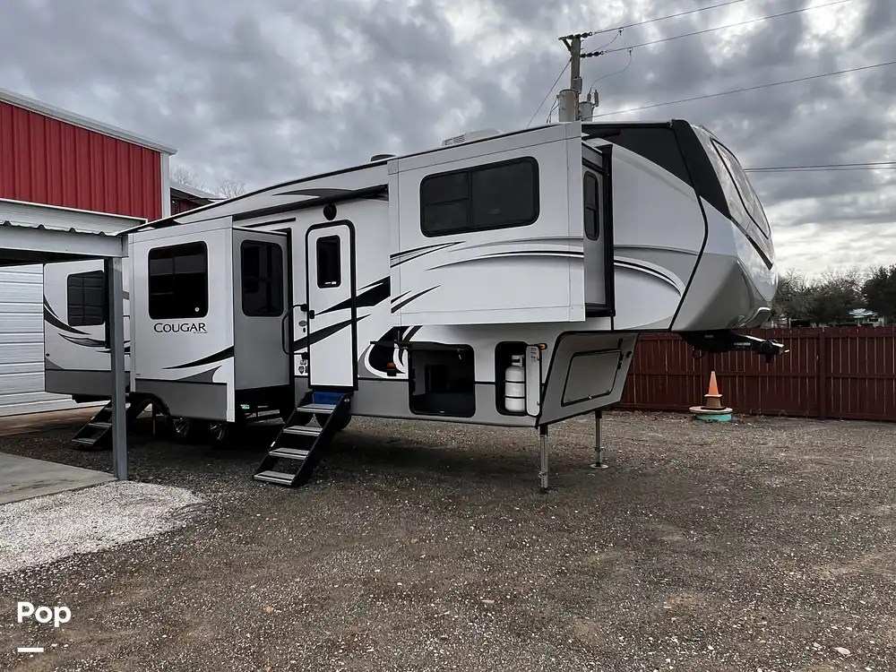 Cougar 354 FLS RV for sale in El Campo, TX for 45,000 387487 Pop Sells