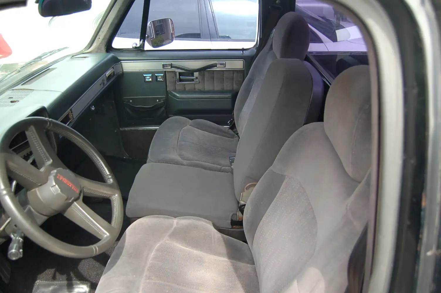 99+ silverado seats in 7387 silverado Page 2