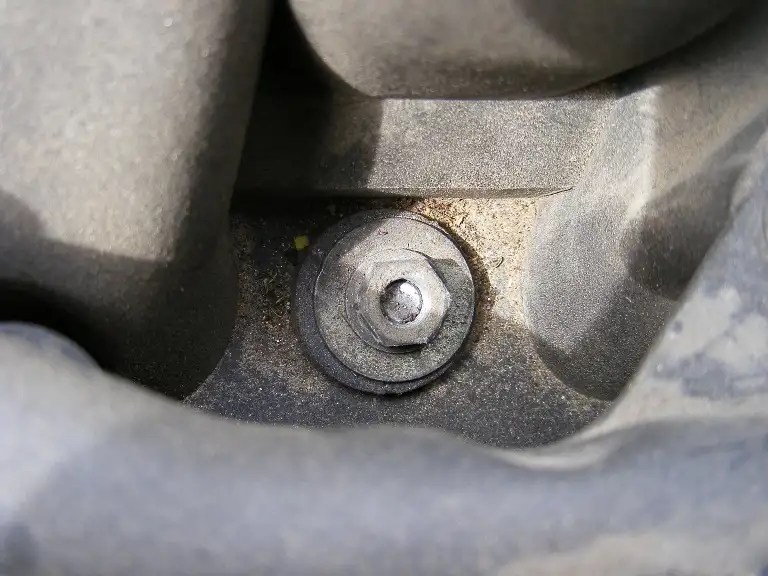 Snapped intake manifold bolt