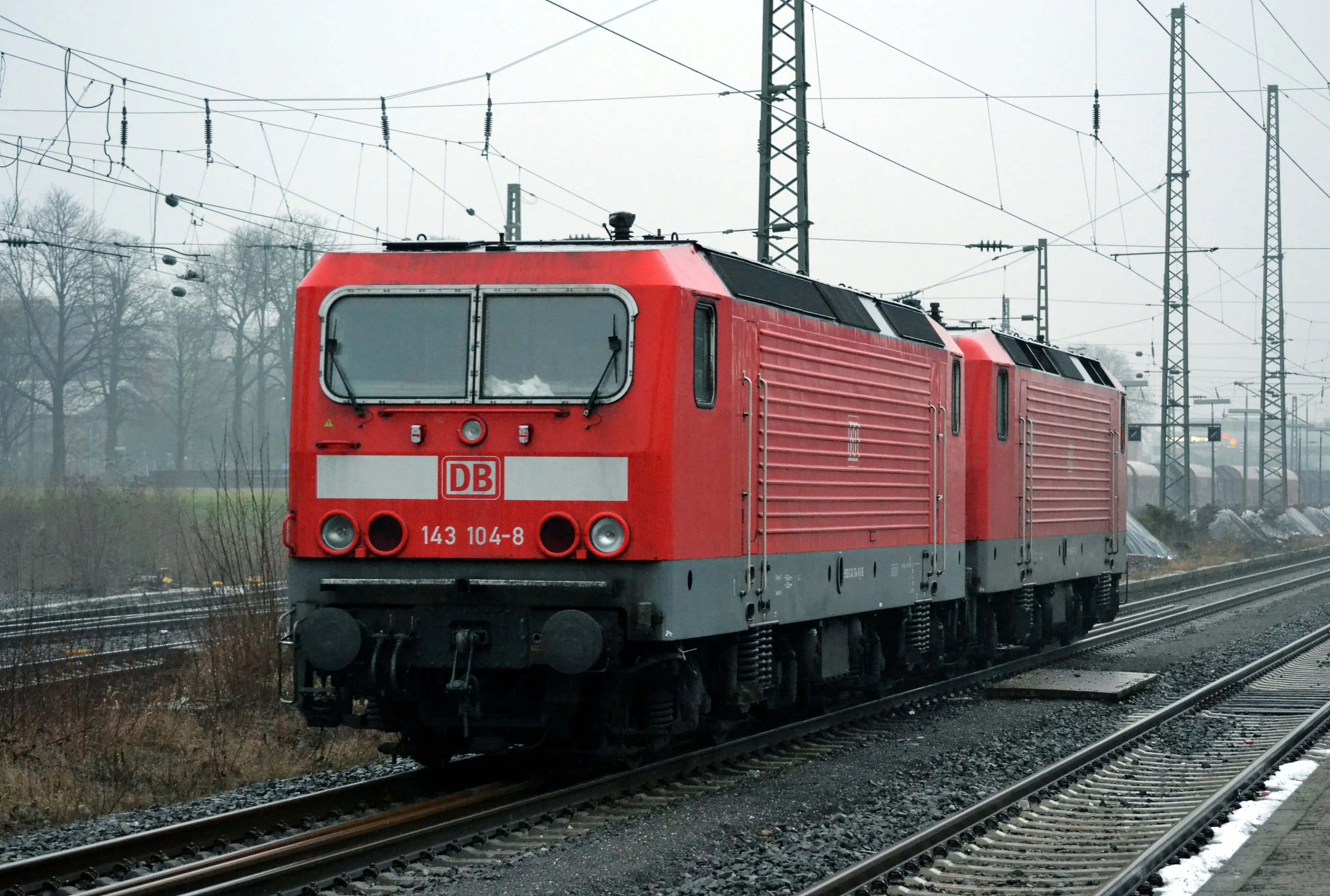 Drehscheibe Online Foren 03/02 BildSichtungen => Schrottloks Aktueller Stand in