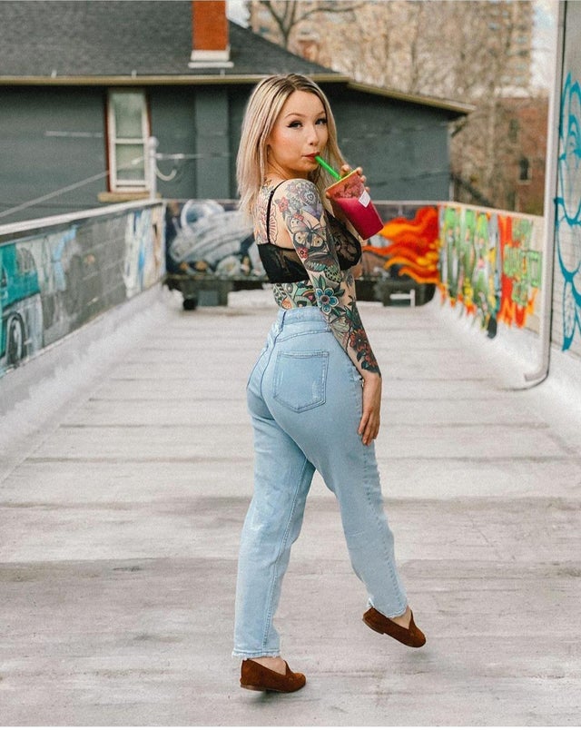 Bae Suicide Pictures (32 Images)