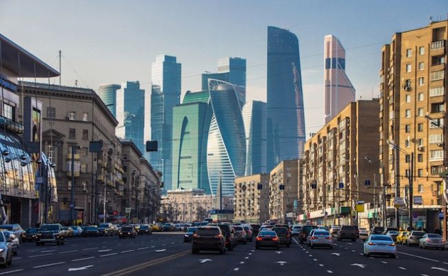 Гидрометцентр: 30 сентября в Москве до +14 градусов, без осадков