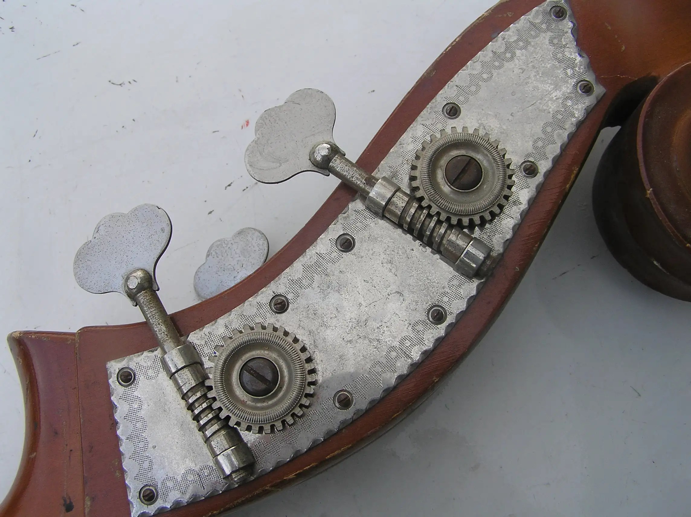 DOUBLE BASS MACHINE HEADS eBay