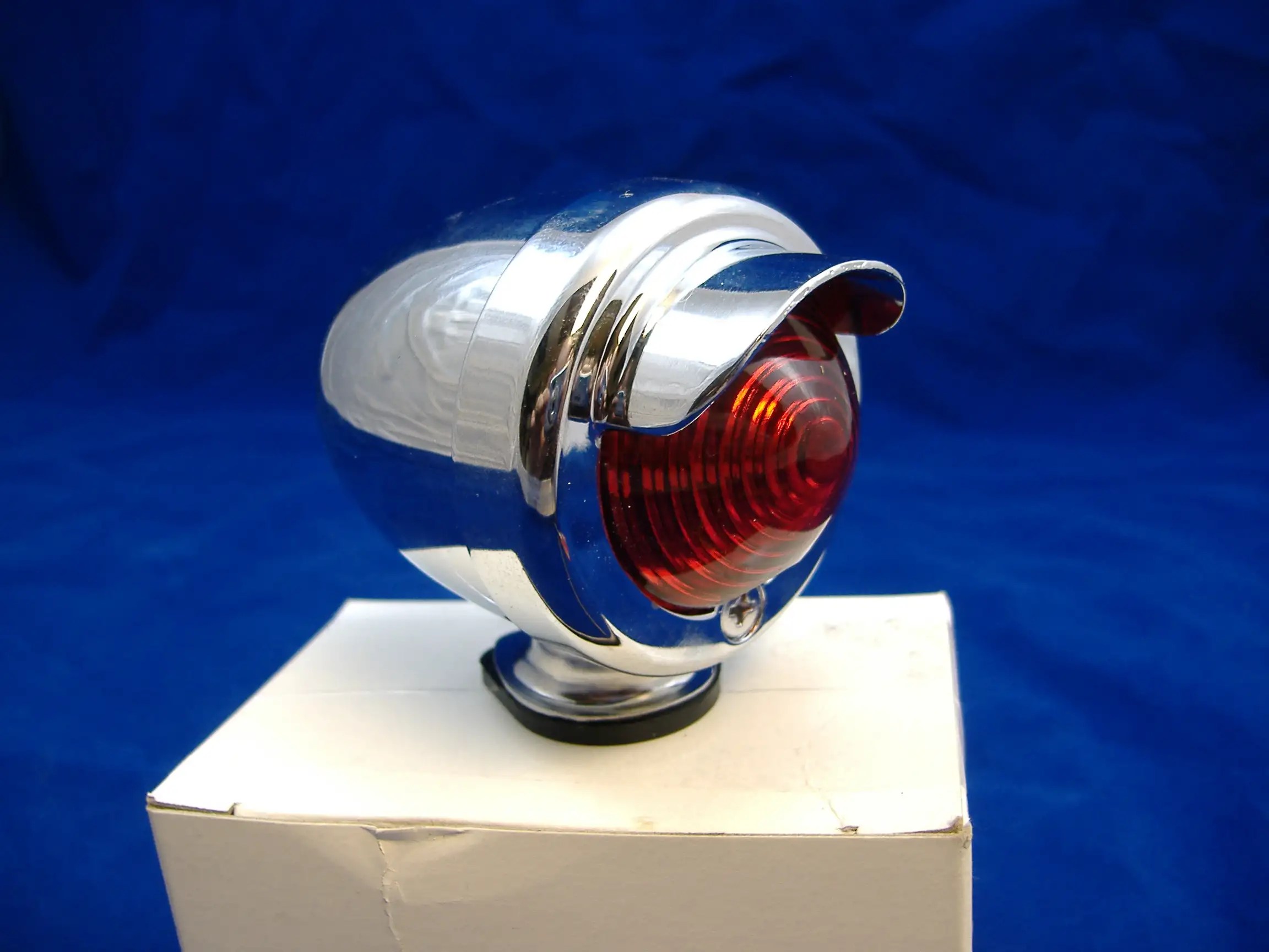 CHROME BICYCLE REAR RED TAIL LIGHT WITH VISOR BIKE BEACH CRUISER LOW RIDER