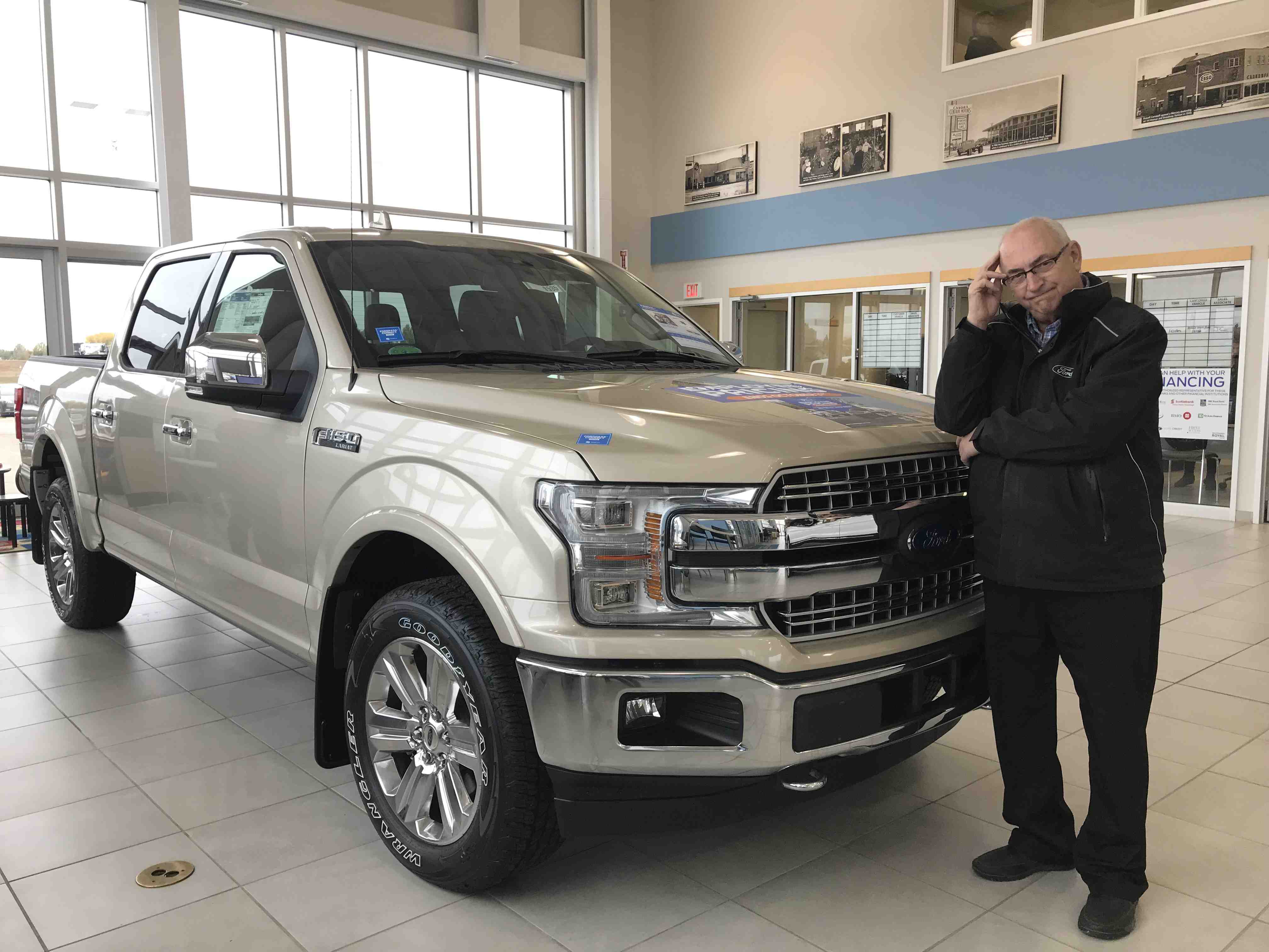 whatdoesitmeantoleaseyournextvehicleatroyalfordinyorkton