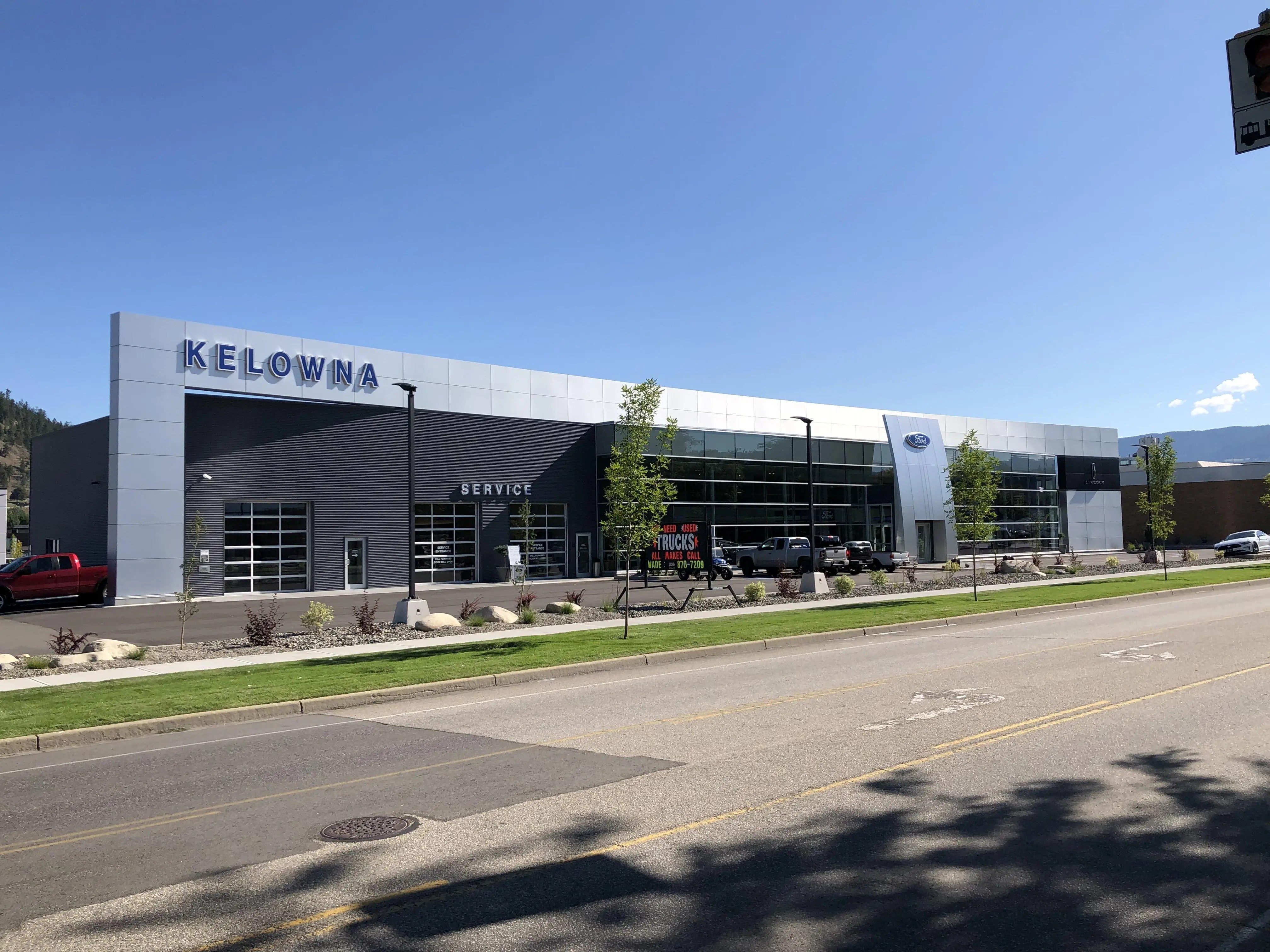 New & Used Ford Cars, Trucks & SUVs Dealership in Kelowna, BC Kelowna