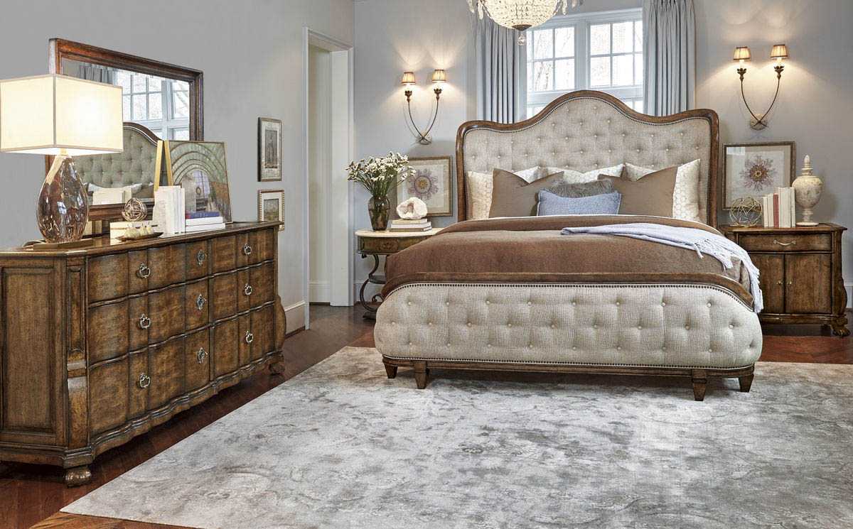 A.R.T. Furniture Continental Weathered Nutmeg Queen Size Shelter