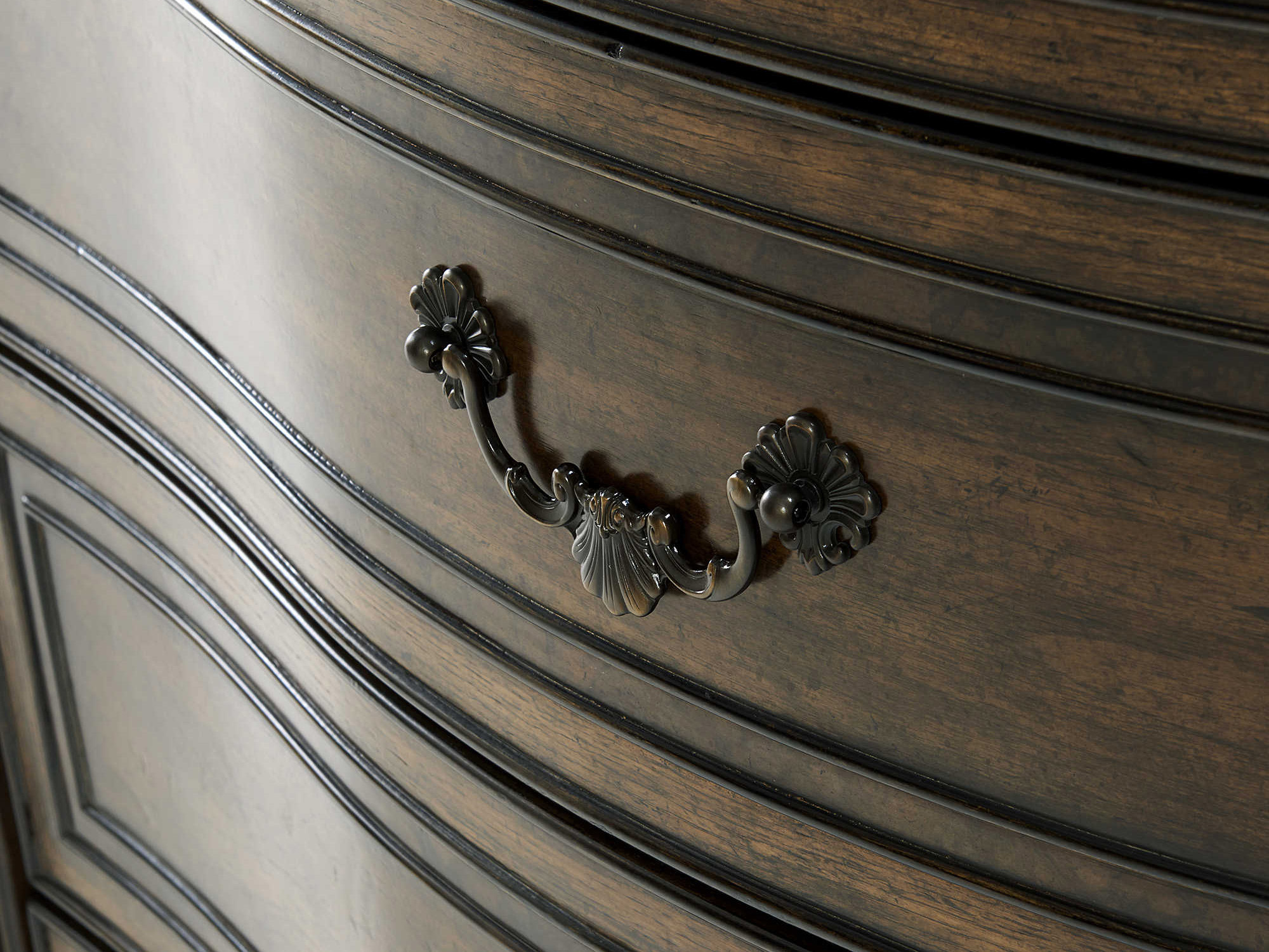 A.R.T. Furniture Kingsport Medium Oak FiveDrawer Chest of Drawers